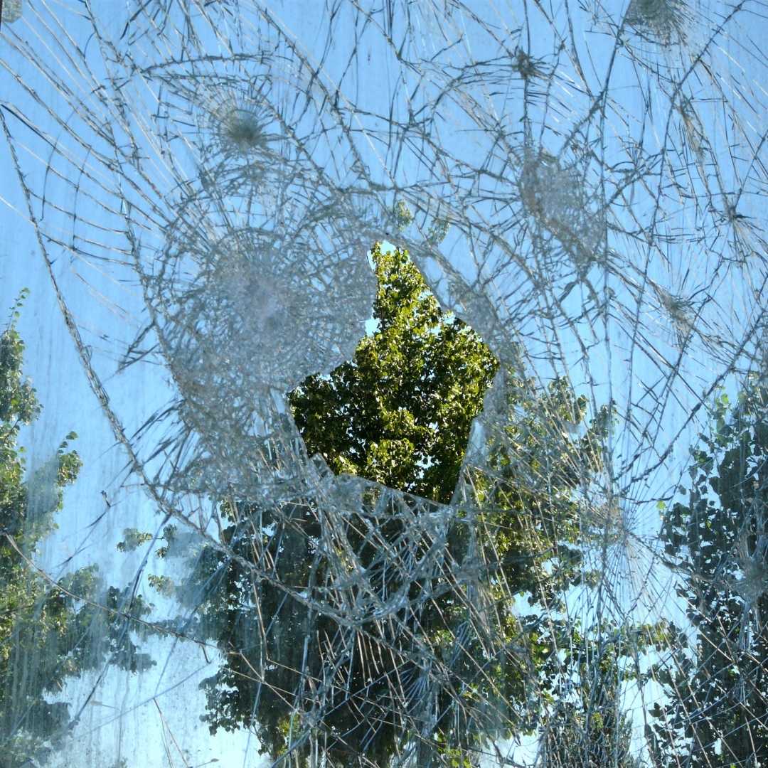 Broken glass in Hammersmith and Fulham